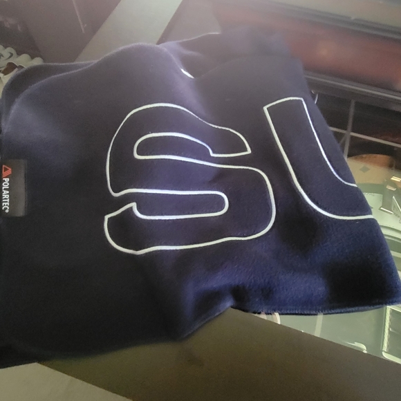 Supreme Polartec Logo Scarf (FW17) - Picture 2 of 4